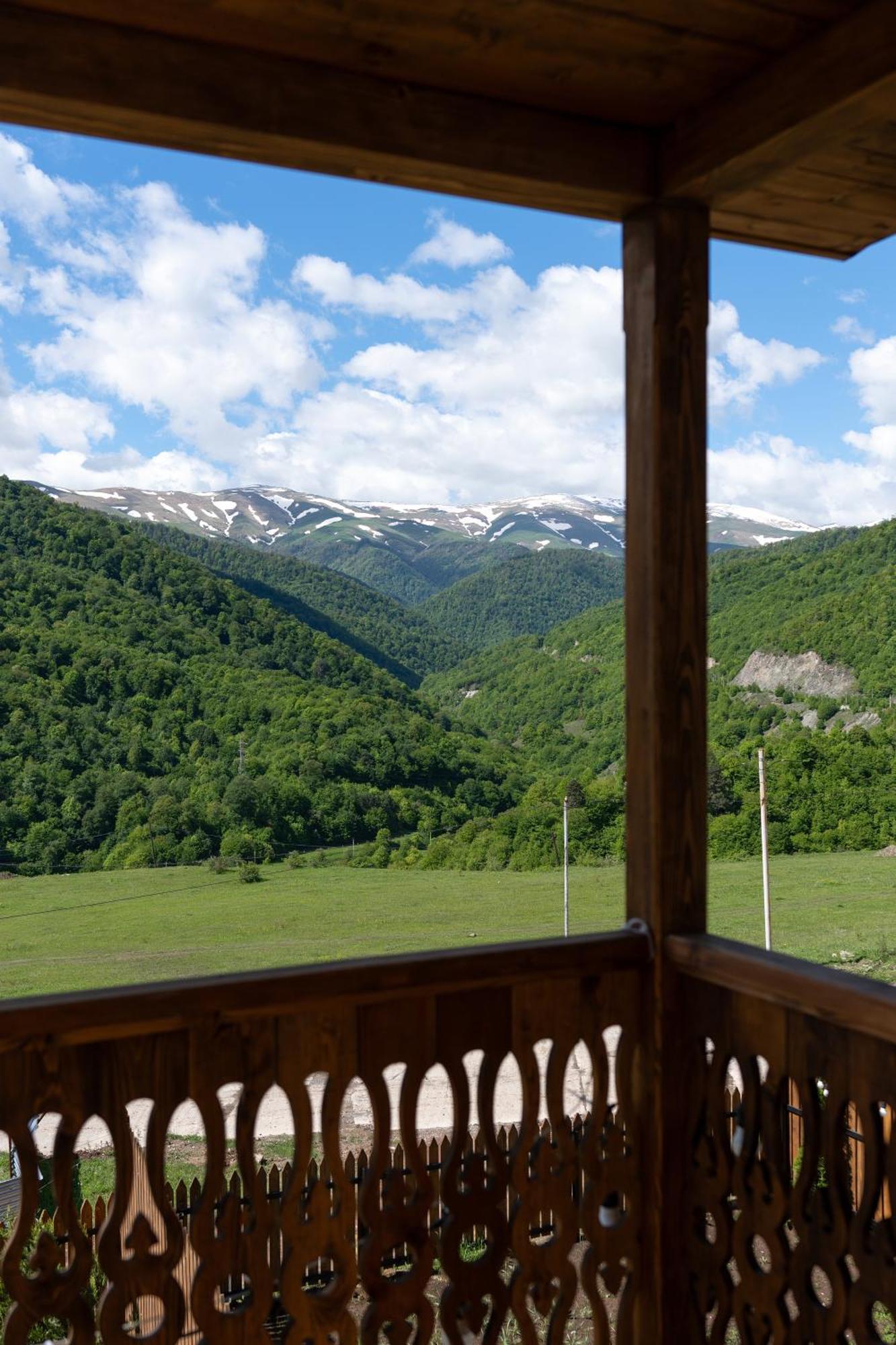Motives Inn Dilidjan Extérieur photo